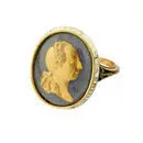 En av Gustav III:s s.k. revolutionsringar, 1772.