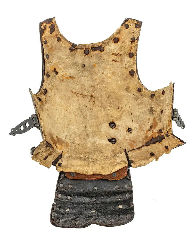 bröstharnesk