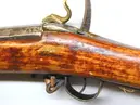 Slagsnapplåslodbösa, nordsvensk typ, utfjäderslås, tåspännare, 1800-talets mitt, pipan stämplad C I B.
