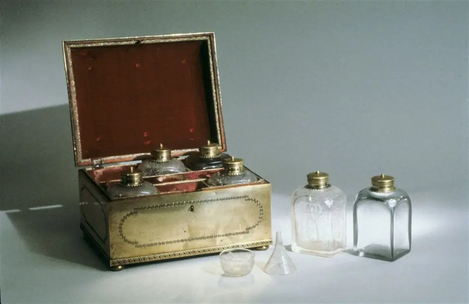 Flaskfoder, schatull, Stockholm ca 1700.