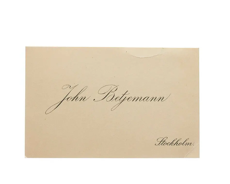Visitkort från John Betjemann.