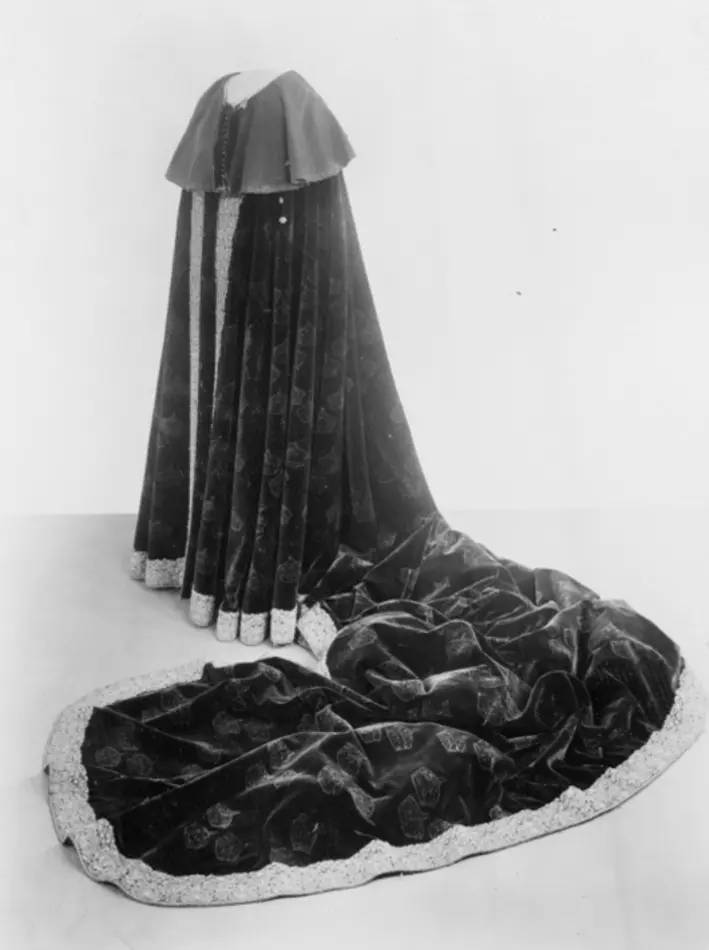 Drottning Kristinas kröningsmantel.