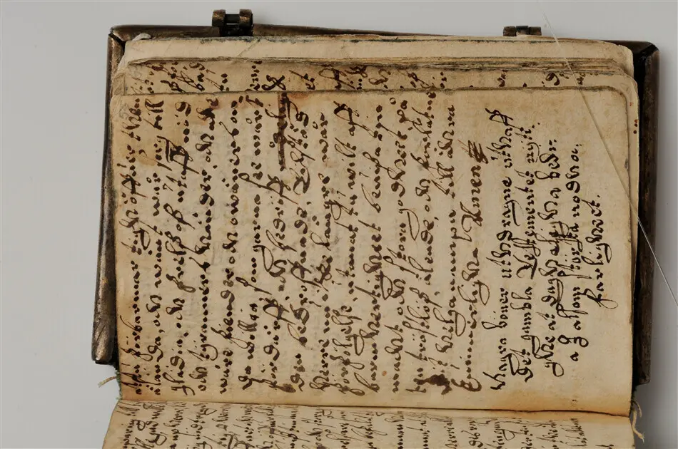 Bönbok, titel: "Någhra gudeligha böner utdragna aff then helga scrifft", tryckt hos Amund Laurentzon, Stockholm 1559.