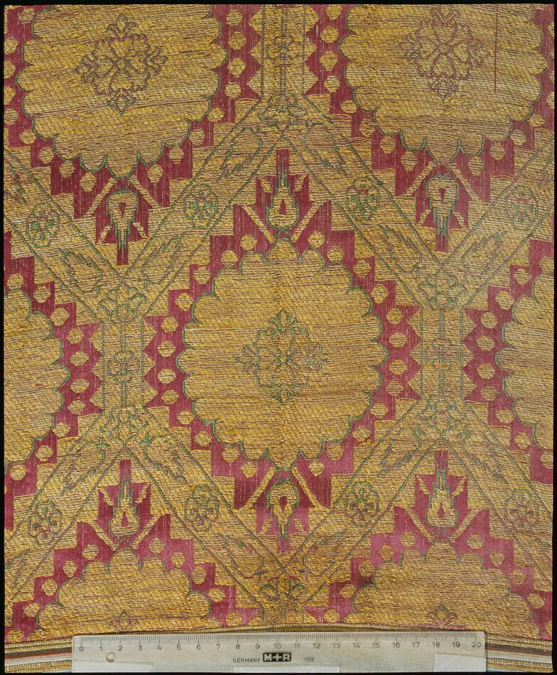 Västmongolisk kvinnodräkt