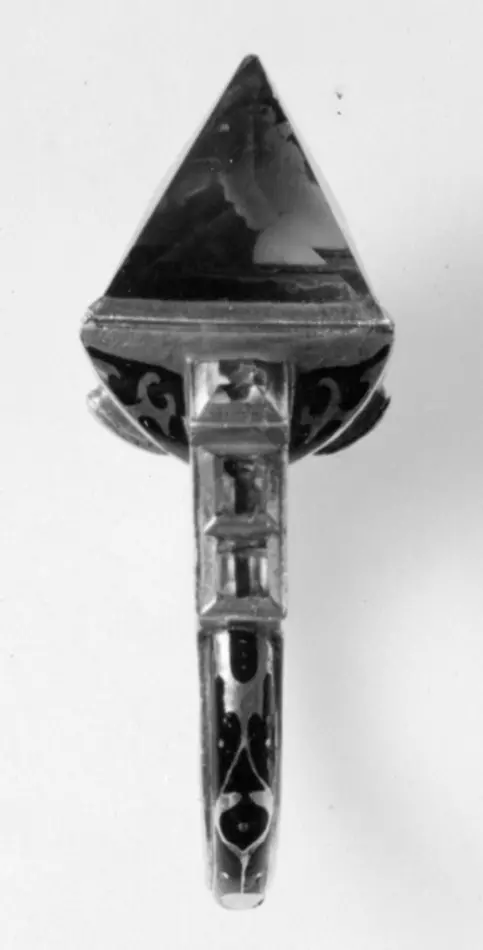 Karl IX:s kröningsring, etui nr 1168.