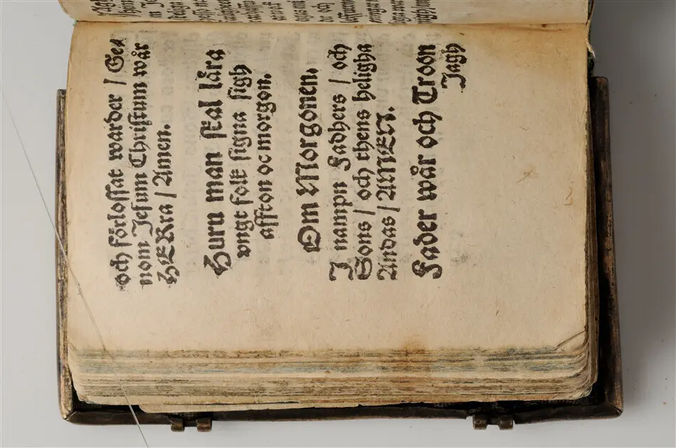 Bönbok, titel: "Någhra gudeligha böner utdragna aff then helga scrifft", tryckt hos Amund Laurentzon, Stockholm 1559.