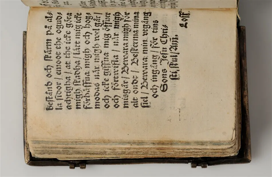 Bönbok, titel: "Någhra gudeligha böner utdragna aff then helga scrifft", tryckt hos Amund Laurentzon, Stockholm 1559.