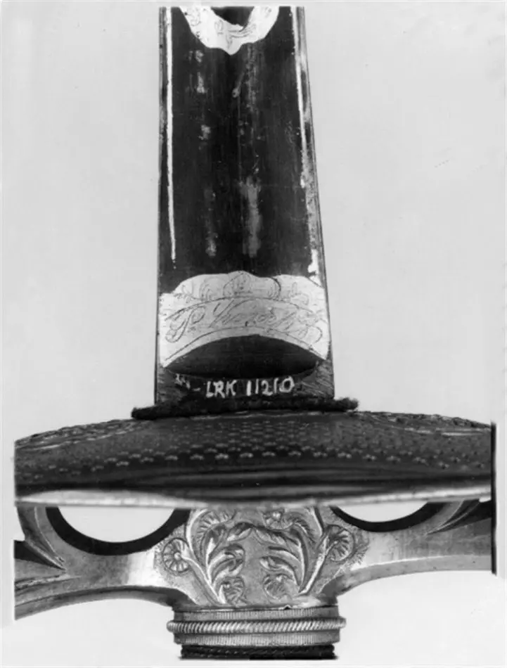 Infanteriofficersvärja. Fäste Sverige c 1830-1850. Klinga Solingen c 1750-1770.