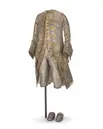 Sko i silvertyg till Gustav III:s bilägersdräkt. Använda vid bröllopet med Sofia Magdalena 4/11 1766.