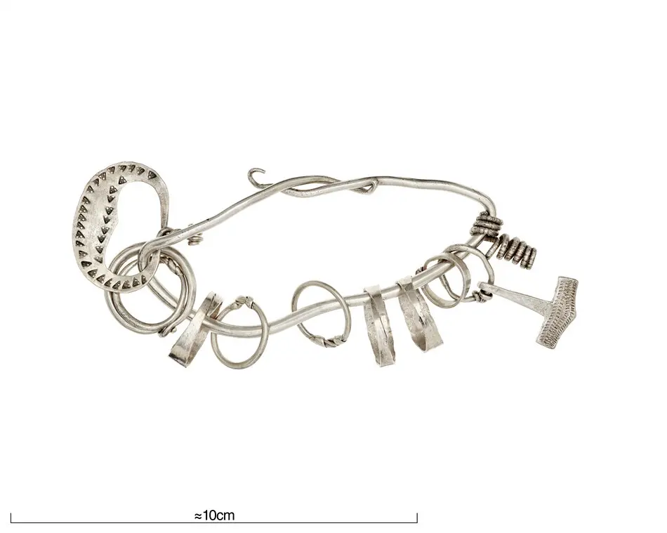 Bild på Amulettring, Amulett
