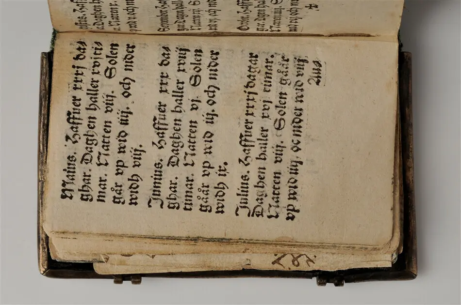 Bönbok, titel: "Någhra gudeligha böner utdragna aff then helga scrifft", tryckt hos Amund Laurentzon, Stockholm 1559.