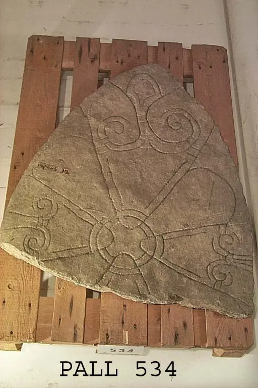 Bild på gavelhäll, Gravmonument