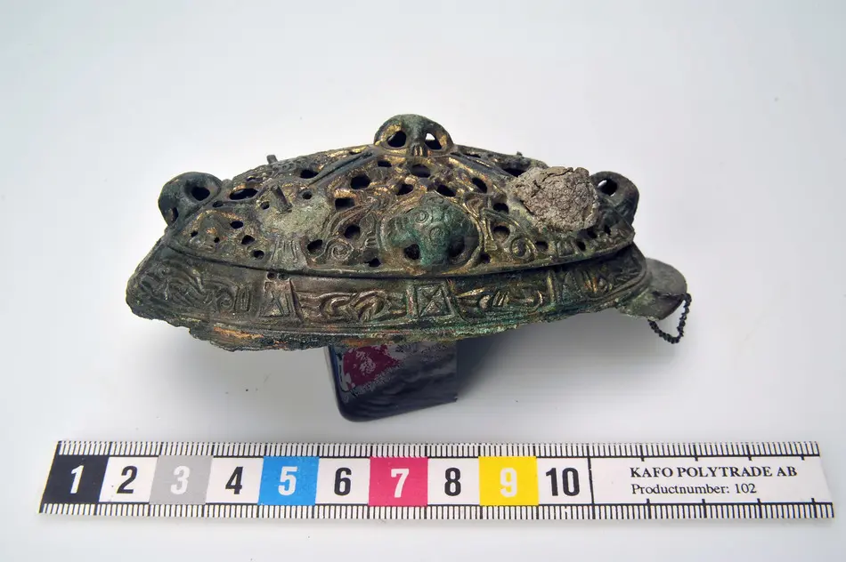 Oval spännbuckla P51