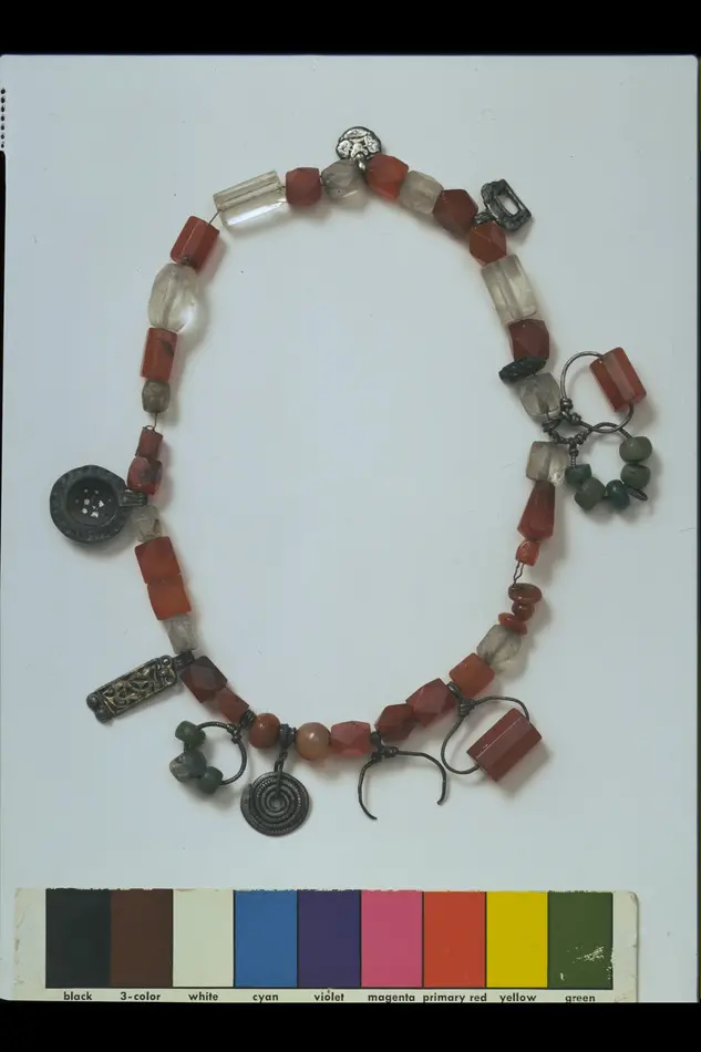 Halsband
