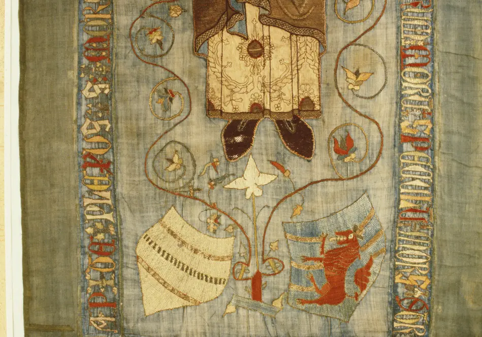 Holmger Knutssons gravtäcke