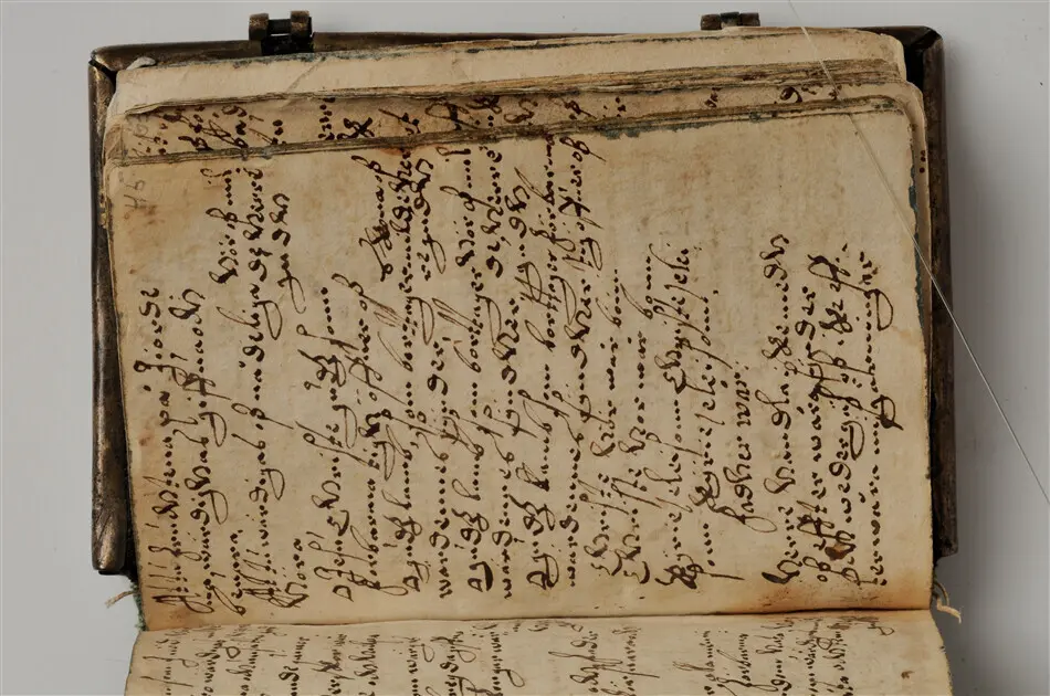 Bönbok, titel: "Någhra gudeligha böner utdragna aff then helga scrifft", tryckt hos Amund Laurentzon, Stockholm 1559.