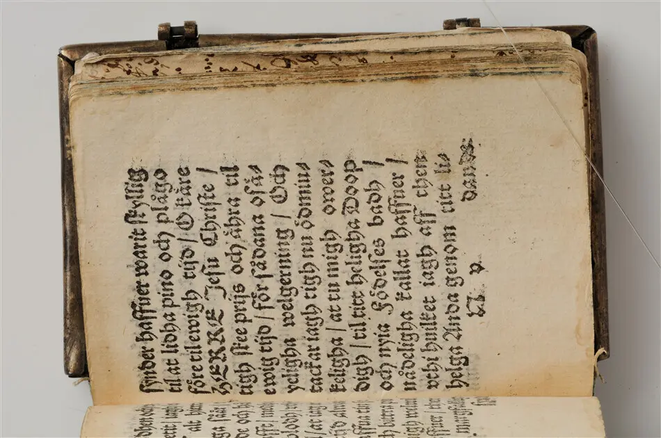 Bönbok, titel: "Någhra gudeligha böner utdragna aff then helga scrifft", tryckt hos Amund Laurentzon, Stockholm 1559.