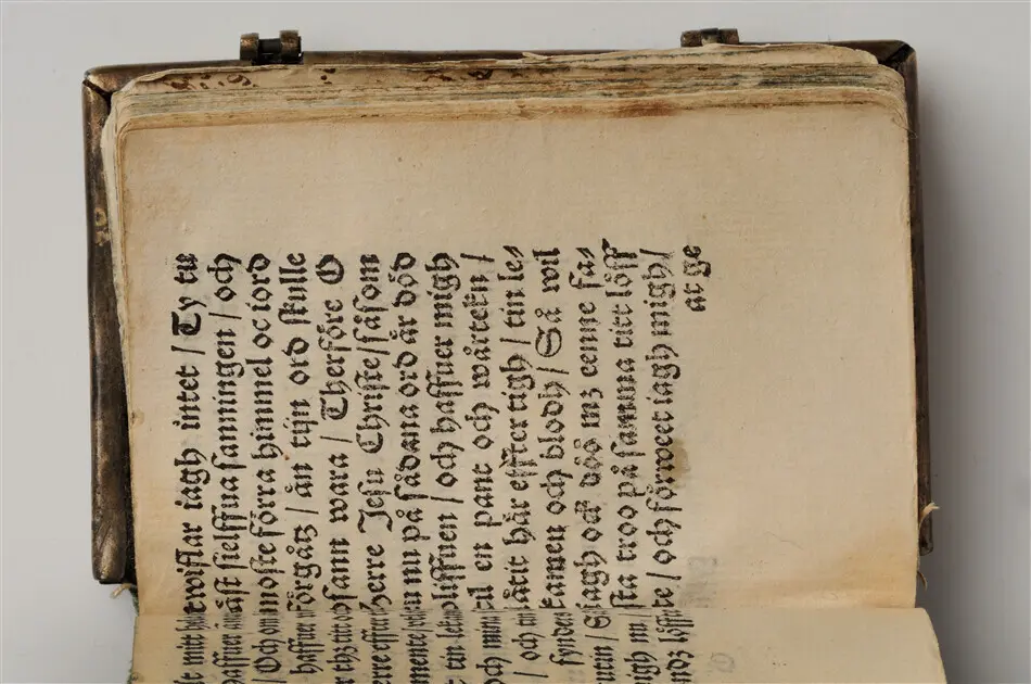 Bönbok, titel: "Någhra gudeligha böner utdragna aff then helga scrifft", tryckt hos Amund Laurentzon, Stockholm 1559.