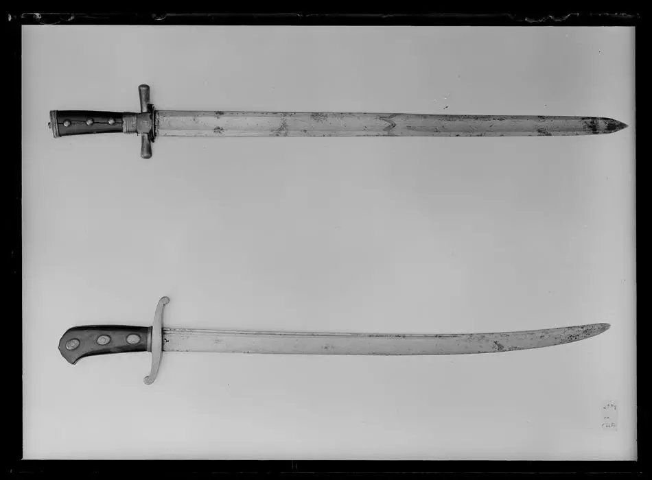 Hirschfängare med ursprungligen ej samhörande klinga, Tyskland 1700-talet (?).