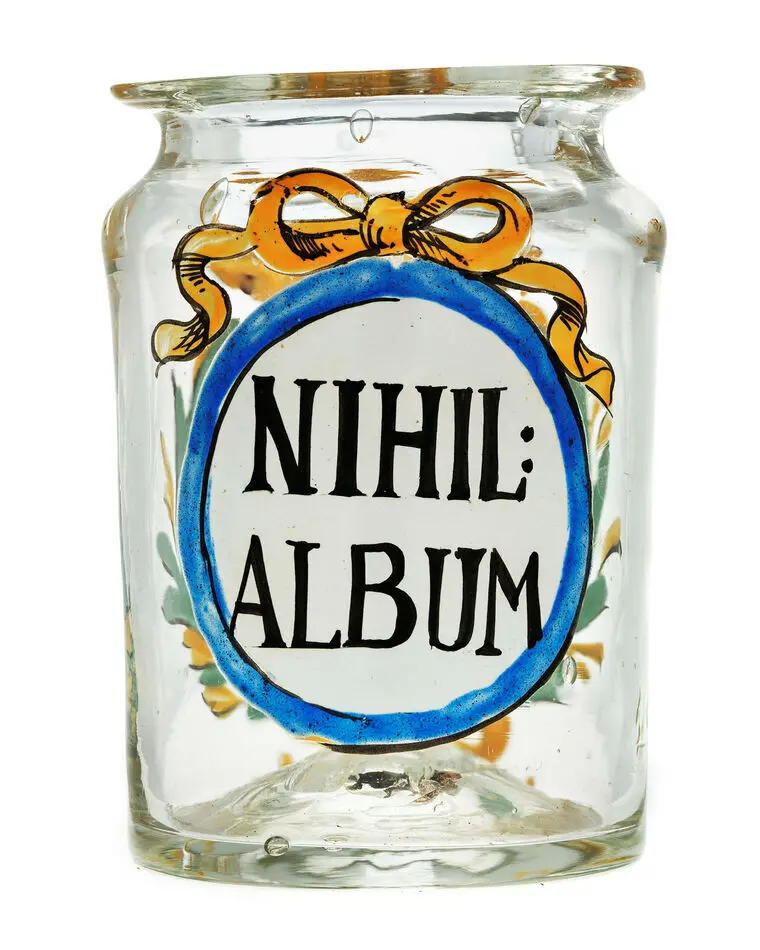 Bild på Burk NIHIL:ALBUM