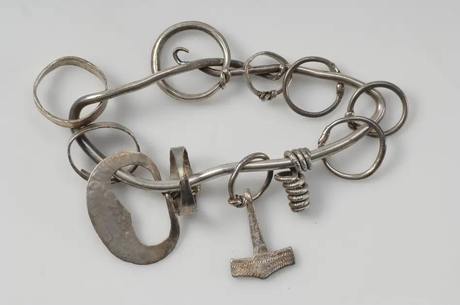 Bild på Amulettring, Amulett