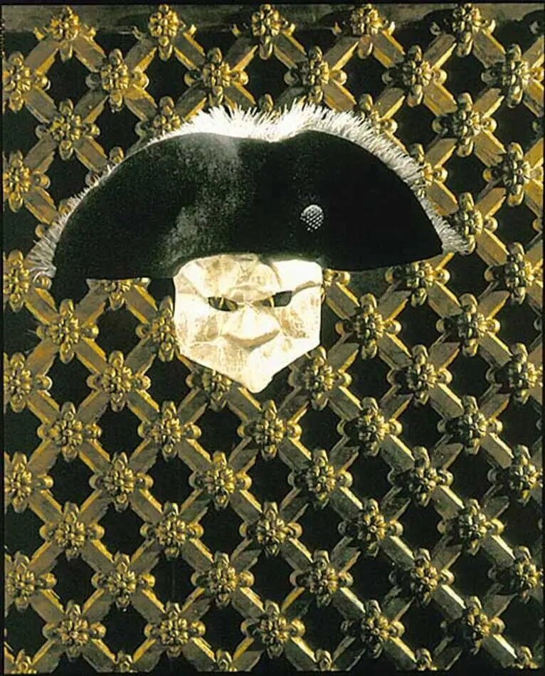 Mask till Gustav III buren vid operamaskeraden den 16 mars 1792.