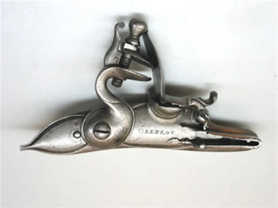 Flintlåspistol m: 1717 för Livskvadronen, Sverige (avkortad), tillverkad i Örebro.