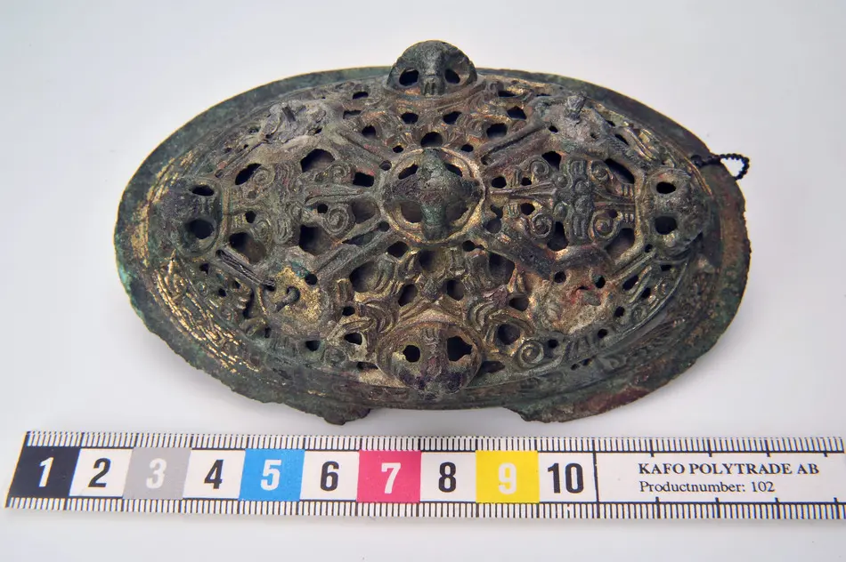 Oval spännbuckla P51