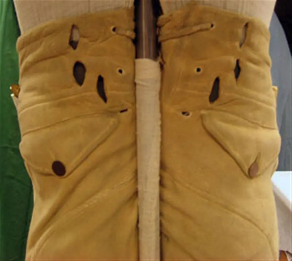 Uniformsbyxor till uniform buren av Gustav IV Adolf på revolutionsdagen den 13 mars 1809.