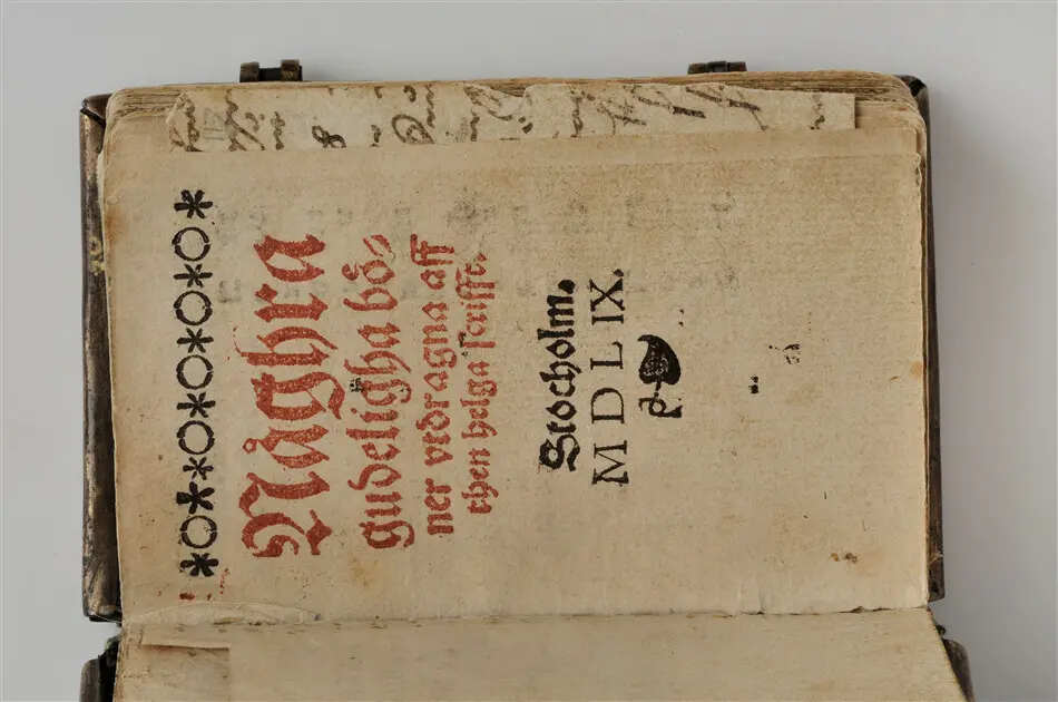 Bönbok, titel: "Någhra gudeligha böner utdragna aff then helga scrifft", tryckt hos Amund Laurentzon, Stockholm 1559.