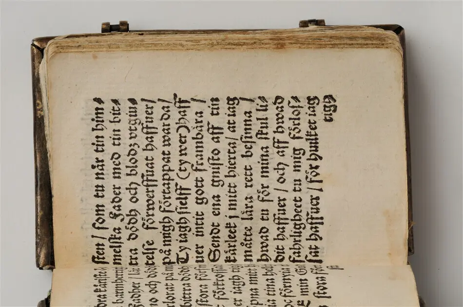 Bönbok, titel: "Någhra gudeligha böner utdragna aff then helga scrifft", tryckt hos Amund Laurentzon, Stockholm 1559.