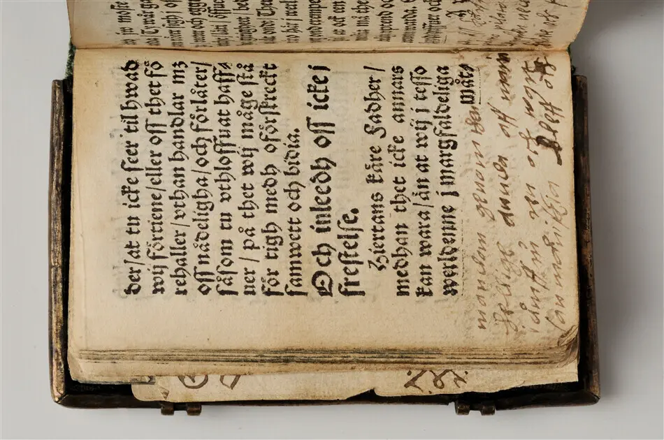 Bönbok, titel: "Någhra gudeligha böner utdragna aff then helga scrifft", tryckt hos Amund Laurentzon, Stockholm 1559.