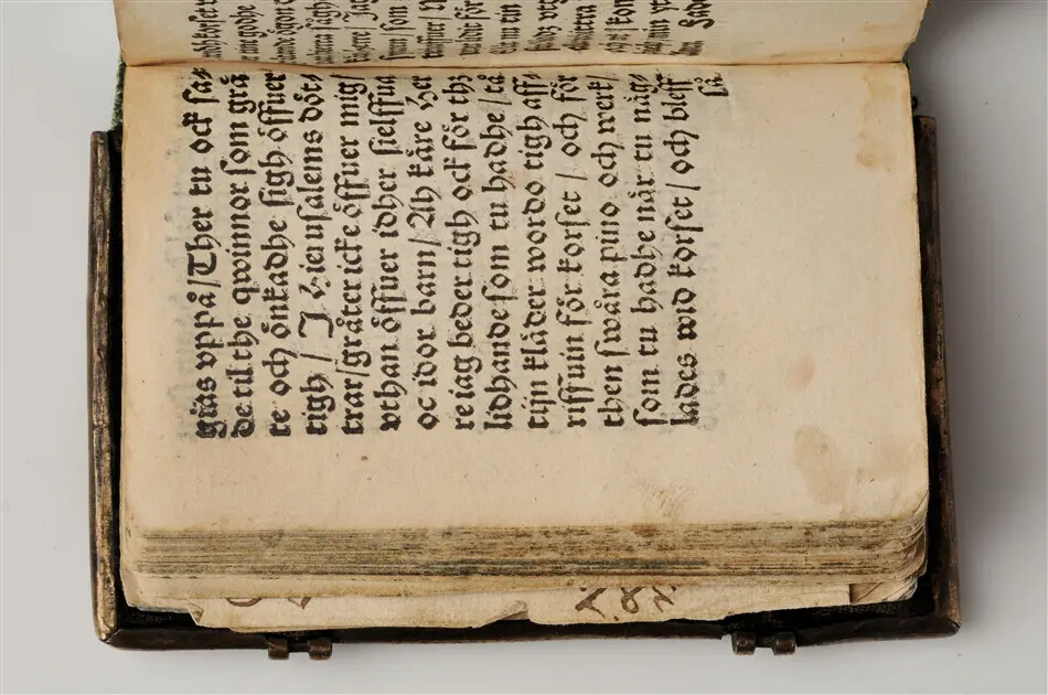 Bönbok, titel: "Någhra gudeligha böner utdragna aff then helga scrifft", tryckt hos Amund Laurentzon, Stockholm 1559.