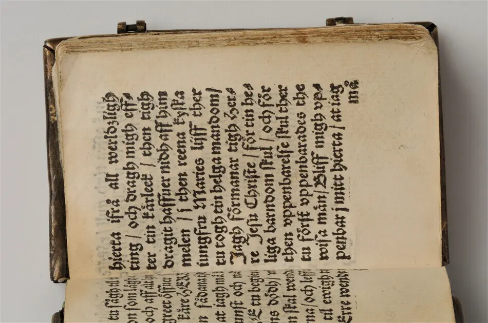 Bönbok, titel: "Någhra gudeligha böner utdragna aff then helga scrifft", tryckt hos Amund Laurentzon, Stockholm 1559.