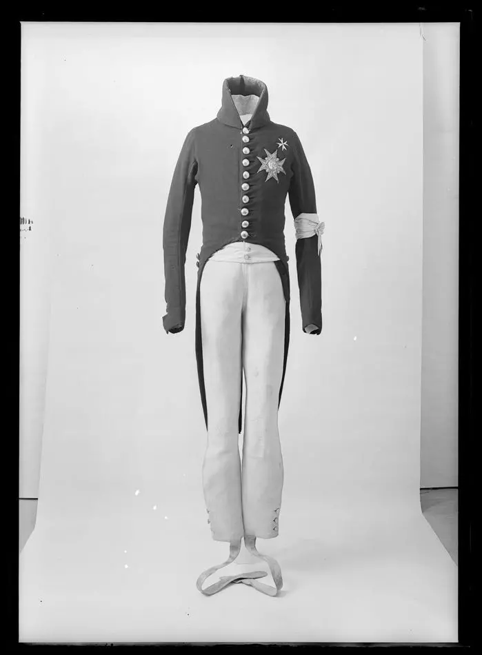 Uniformsbyxor till uniform buren av Gustav IV Adolf på revolutionsdagen den 13 mars 1809.