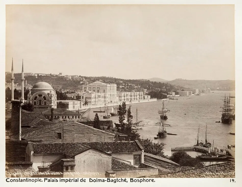 Bild på Fotografi. Dolmabahçepalatset vid Bosporen, Konstantinopel.