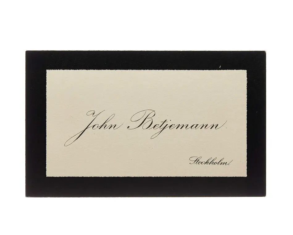 Visitkort från John Betjemann.