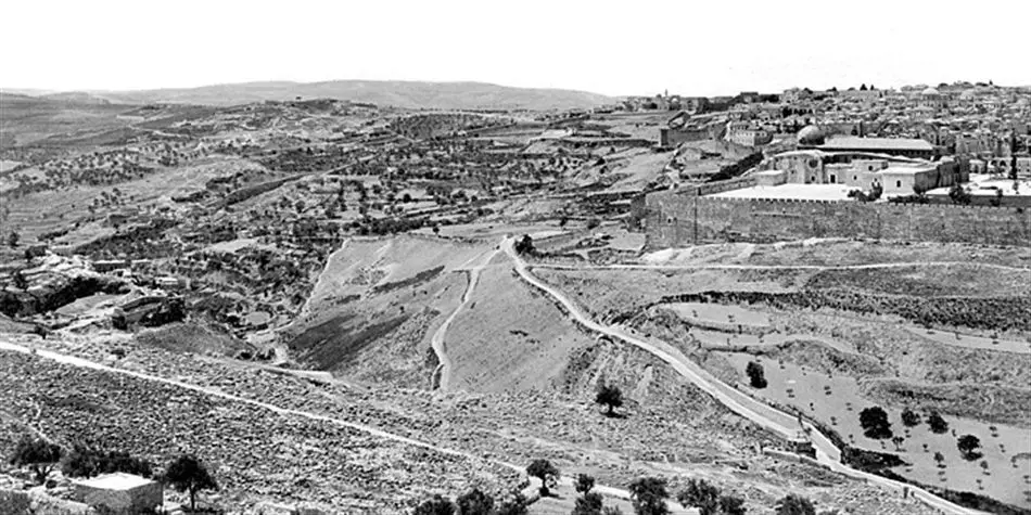 Fotografier. Panorama (I-III) över Jerusalem.