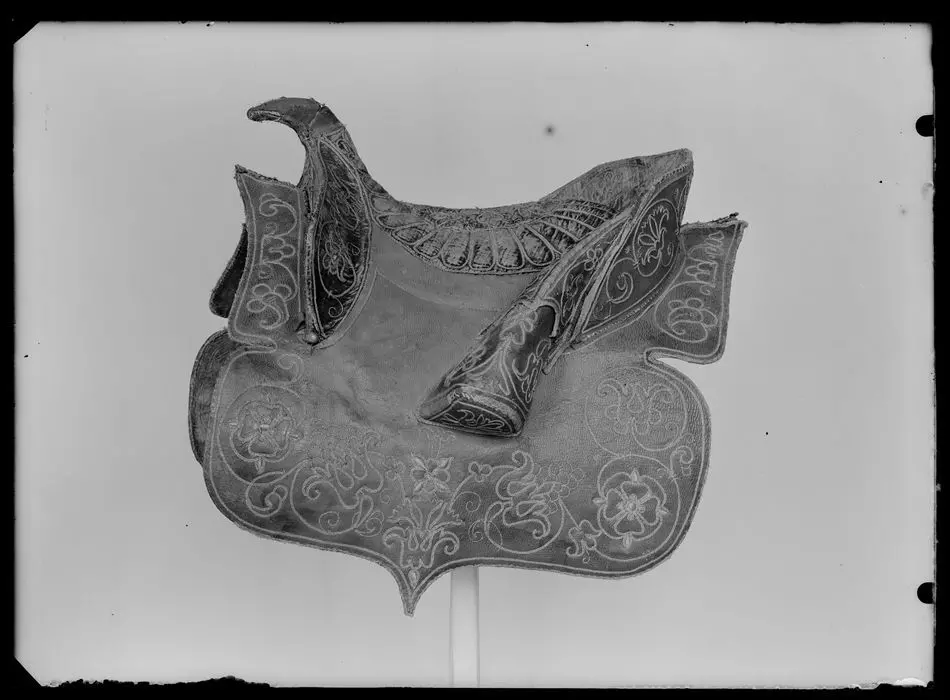 Bomsadel, 1600-talets början