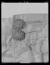 Byxor av vit sidenatlas. Buren av Karl X Gustav (1622-1660) vid kröningen 1654-06-06.