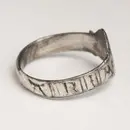 Fingerring