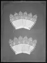 Manschett av linne med sydd spets, använd till Gustav II Adolfs första sveptröja.