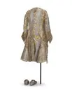 Sko i silvertyg till Gustav III:s bilägersdräkt. Använda vid bröllopet med Sofia Magdalena 4/11 1766.