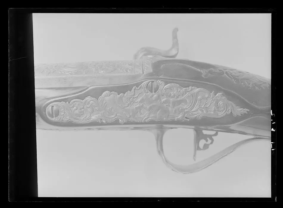 Flintlåsbössa, Jacob Nussbaum, Stockholm, 1780-talet, låset ändrat till slaglås.