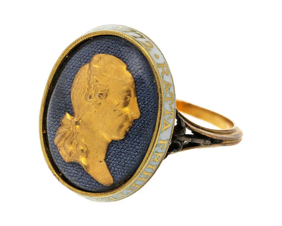 Bild på En av Gustav III:s s.k. revolutionsringar, 1772.