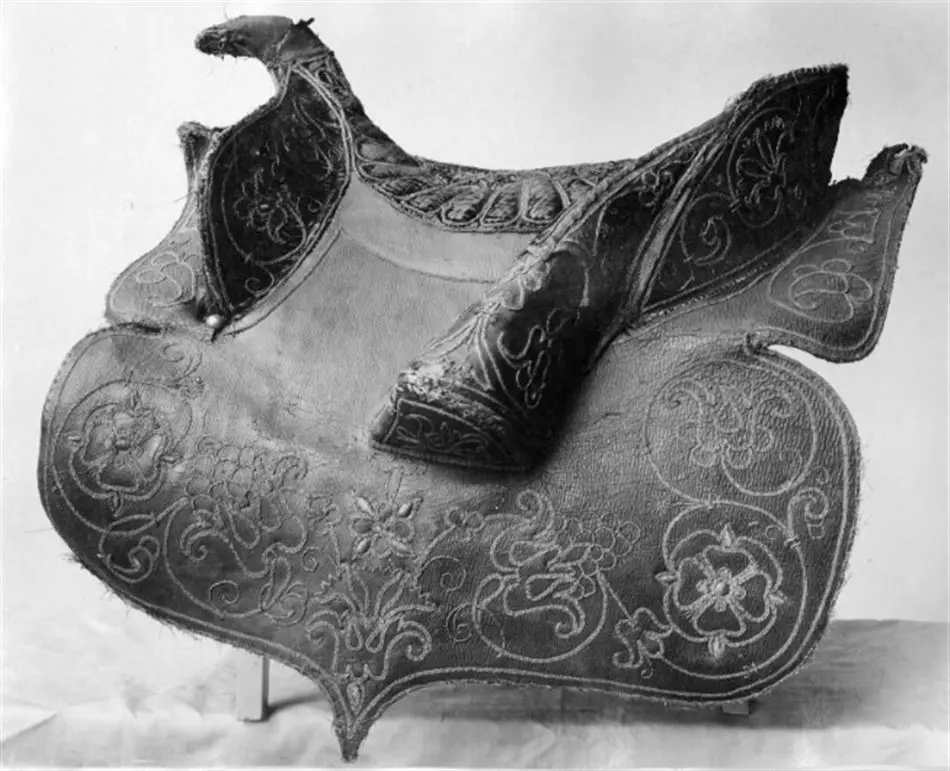 Bomsadel, 1600-talets början