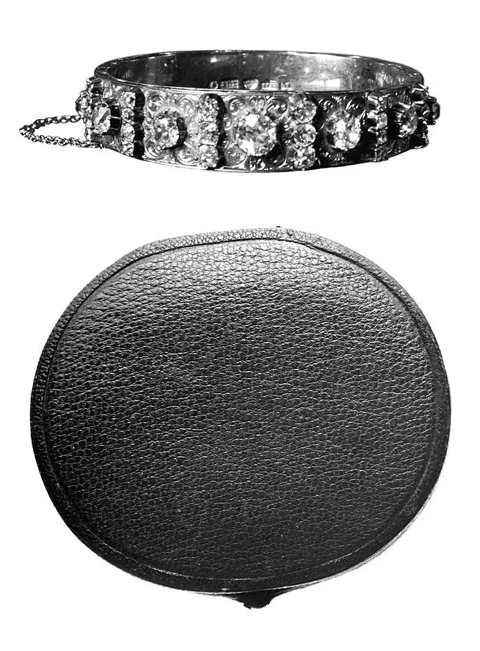Armband med etui
