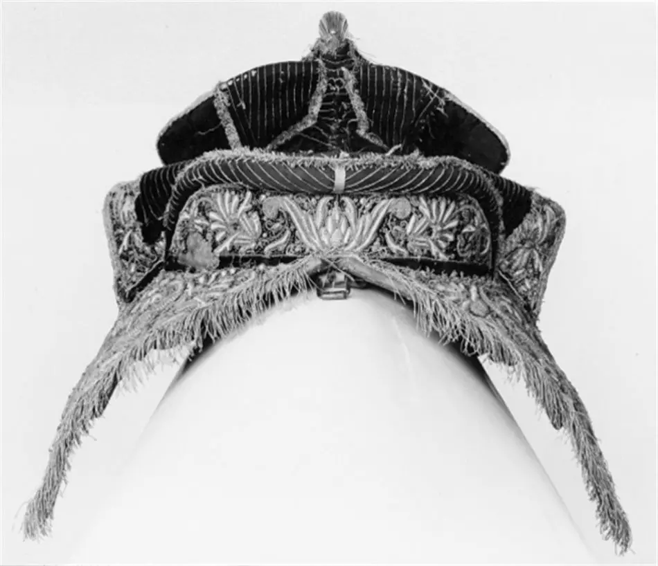 Bomsadel, Feuerbrun, kyritzryttaren