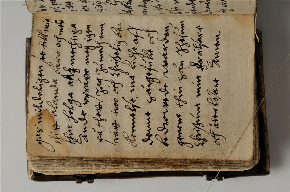 Bönbok, titel: "Någhra gudeligha böner utdragna aff then helga scrifft", tryckt hos Amund Laurentzon, Stockholm 1559.