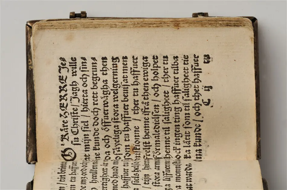 Bönbok, titel: "Någhra gudeligha böner utdragna aff then helga scrifft", tryckt hos Amund Laurentzon, Stockholm 1559.